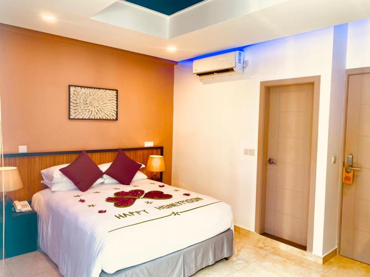 Eleven Trees Maldives Hotell Hulhumale Exteriör bild